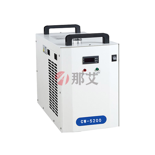小型實(shí)驗(yàn)室冷水機(jī)